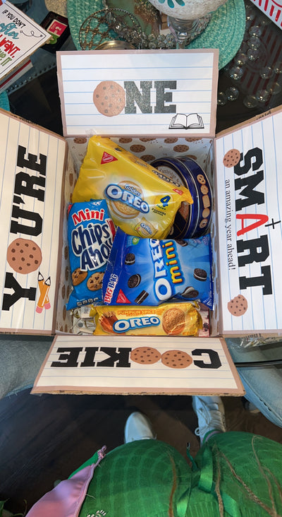 College Cookie Box USE CODE:COOKIE for FREE SHIPPING